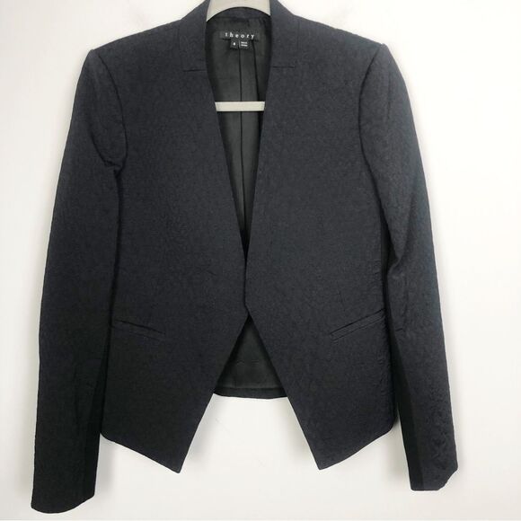 THEORYTextured Animal Print Embossed Black Open Front Blazer Women’s Size 6
